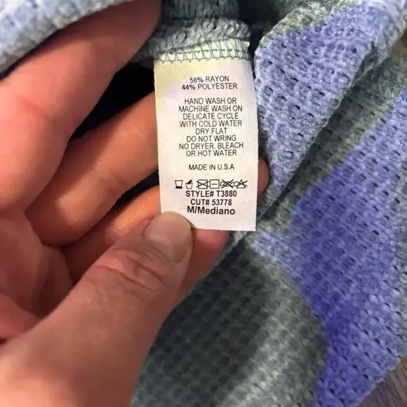 ⭐️ 3/$21 ⭐️ First Love Pink, Cream, and Blue Colorblock Sweater M NWT - Picture 3 of 9